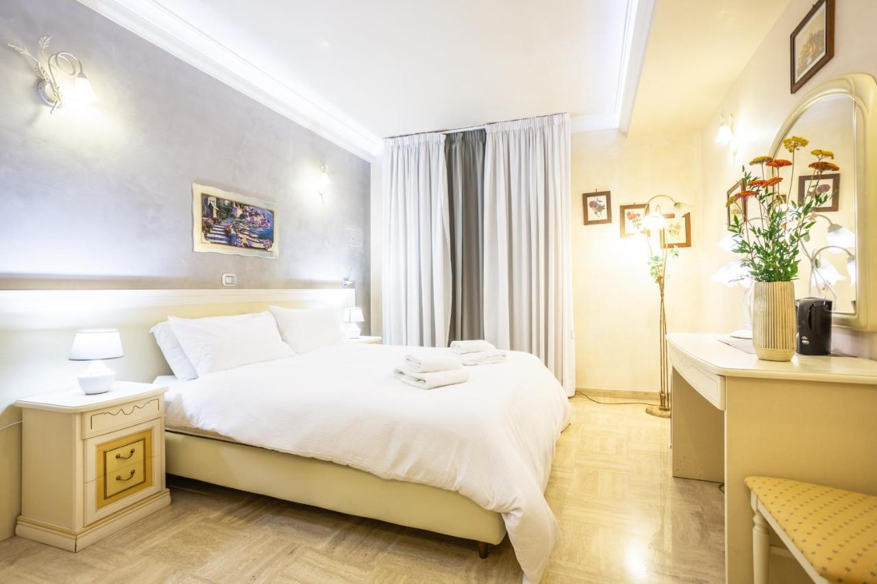 Luxury Inn Opera Řím Exteriér fotografie