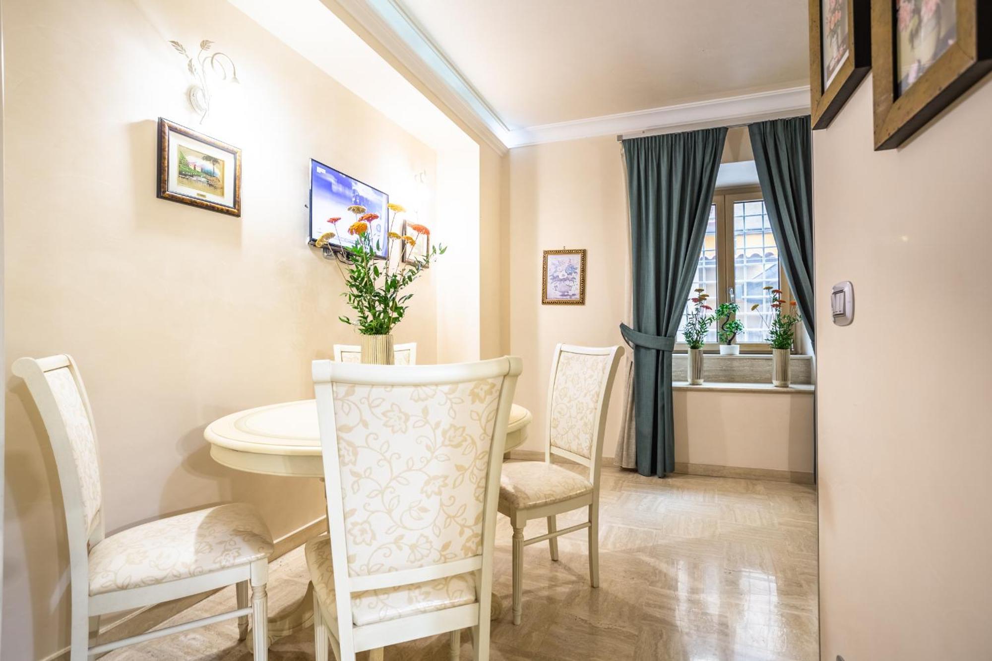 Luxury Inn Opera Řím Exteriér fotografie